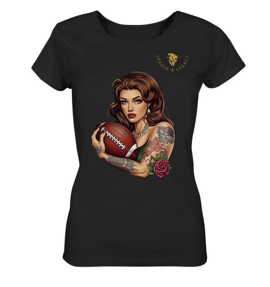 Tattooed woman with football shirt - Ladies Organic Shirt